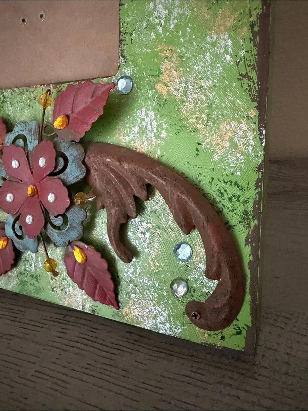 Metal Rhinestone Distressed Wood Photo Frame - Picture 8 of 15